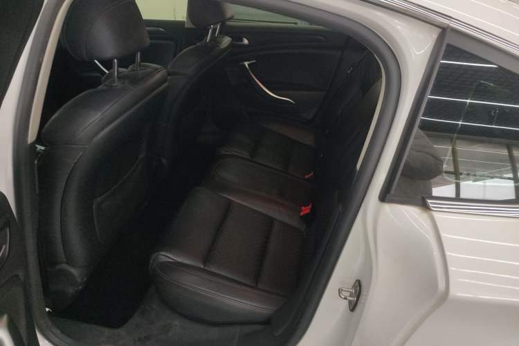 Used Citroen C5 2016 1.6T Automatic Luxury Model Left Rear Seat