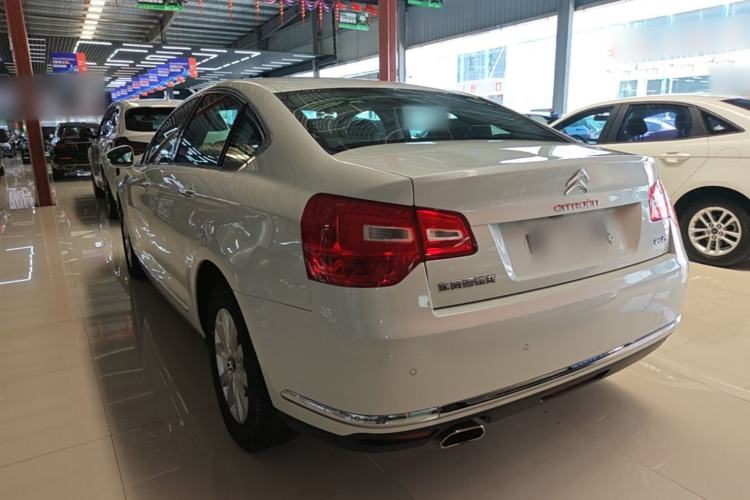 Used Citroen C5 2016 1.6T Automatic Luxury Model Rear Left 45 Deg