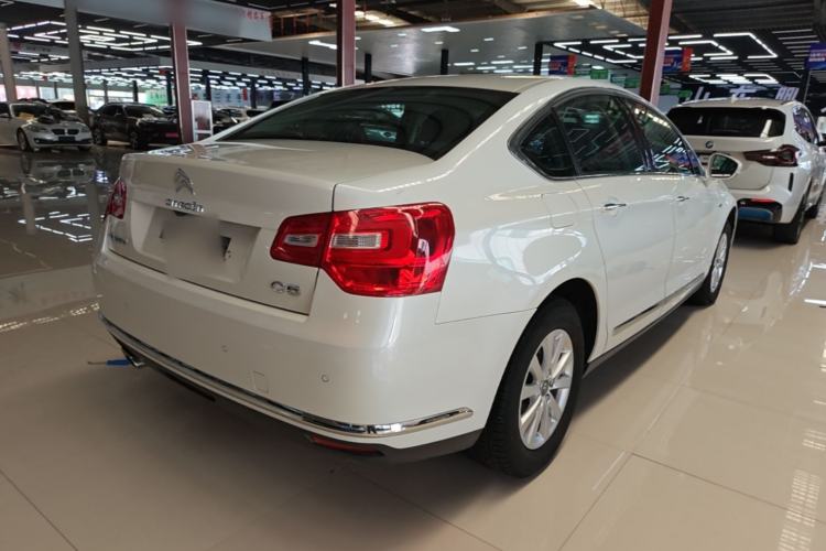 Used Citroen C5 2016 1.6T Automatic Luxury Model Rear Right 45 Deg