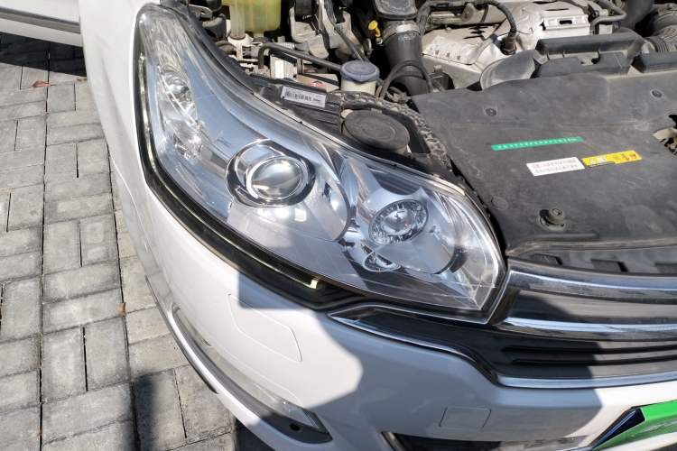 Used Citroen C5 2016 1.8T Automatic Luxury Model Right Front Headlight