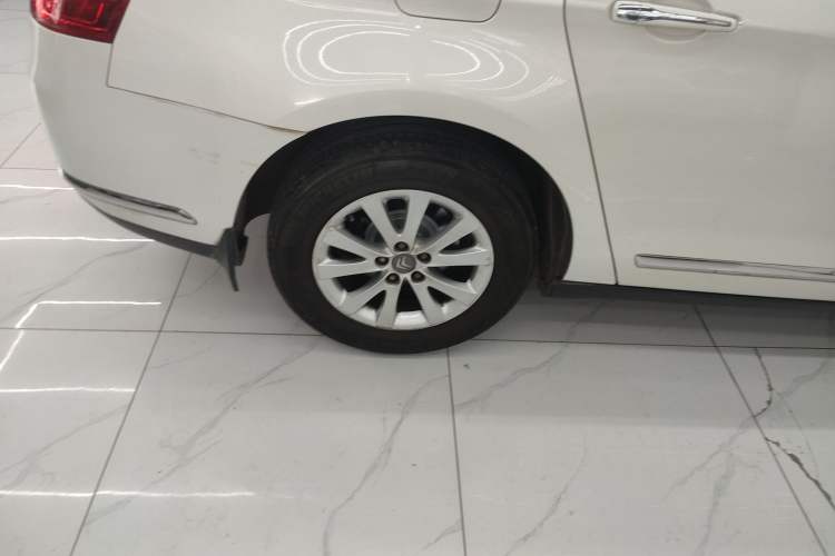 Used Citroen C5 2016 1.6T Automatic Luxury Model Right Rear Wheel Hub