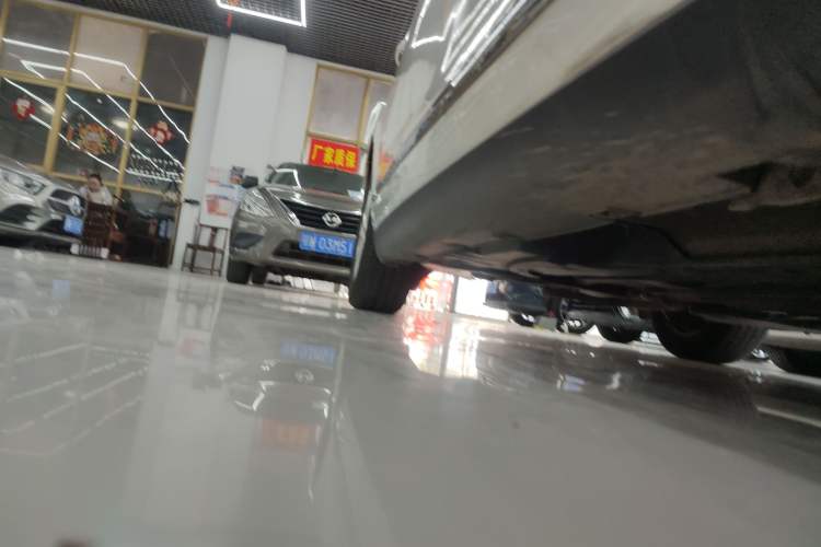 Used Citroen C5 2016 1.6T Automatic Luxury Model Right Side Sill