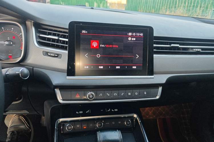 Used Citroen C5 2017 350THP Automatic Luxury Model Audio And AC Panel