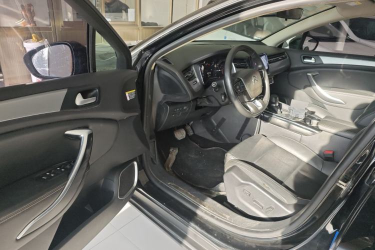 Used Citroen C5 2017 350THP Automatic Luxury Model Driver Seat