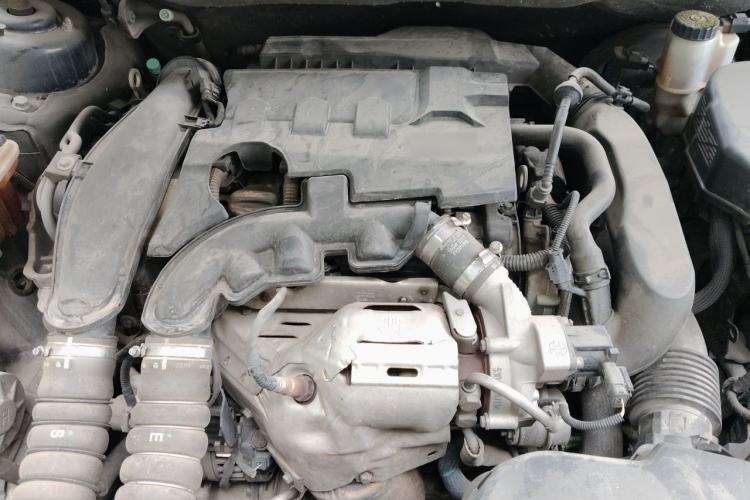 Used Citroen C5 2017 350THP Automatic Luxury Model Engine Bay
