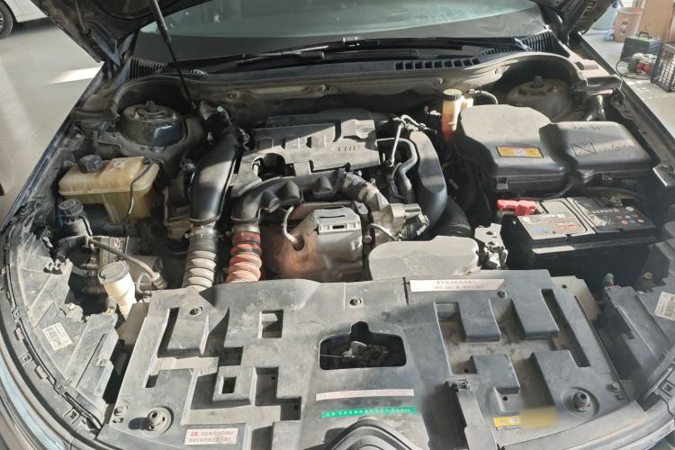 Used Citroen C5 2017 350THP Automatic Luxury Model Engine Bay