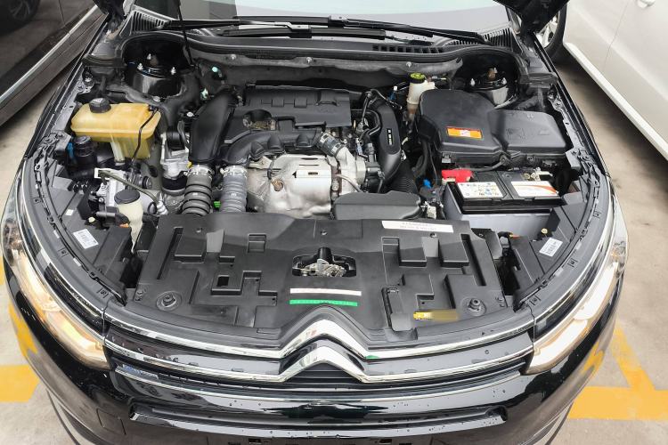 Used Citroen C5 2017 350THP Automatic Luxury Model Engine Bay