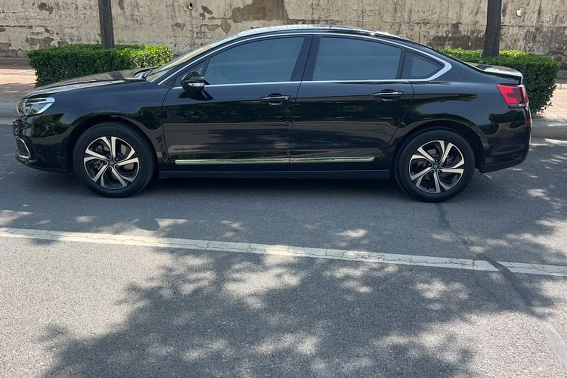 Used Citroen C5 2017 350THP Automatic Luxury Model Exterior 1