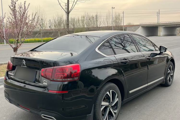 Used Citroen C5 2017 350THP Automatic Luxury Model Exterior 5