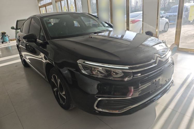 Used Citroen C5 2017 350THP Automatic Luxury Model Front Right 45 Deg