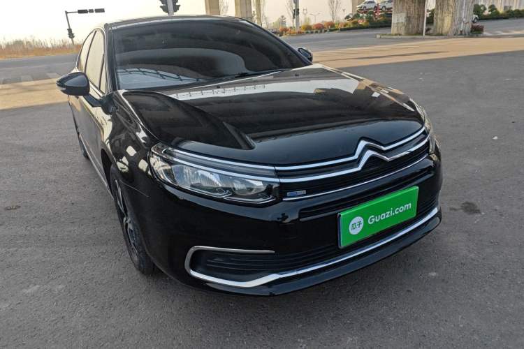 Used Citroen C5 2017 350THP Automatic Luxury Model Front Right 45 Deg