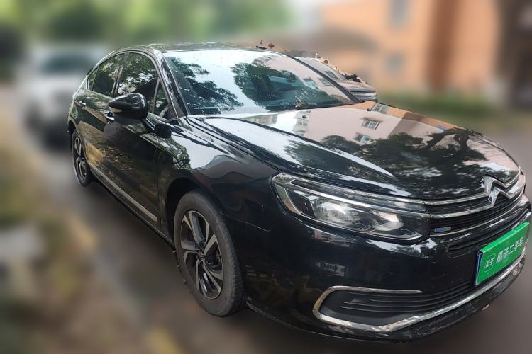 Used Citroen C5 2017 350THP Automatic Luxury Model Front Right 45 Deg