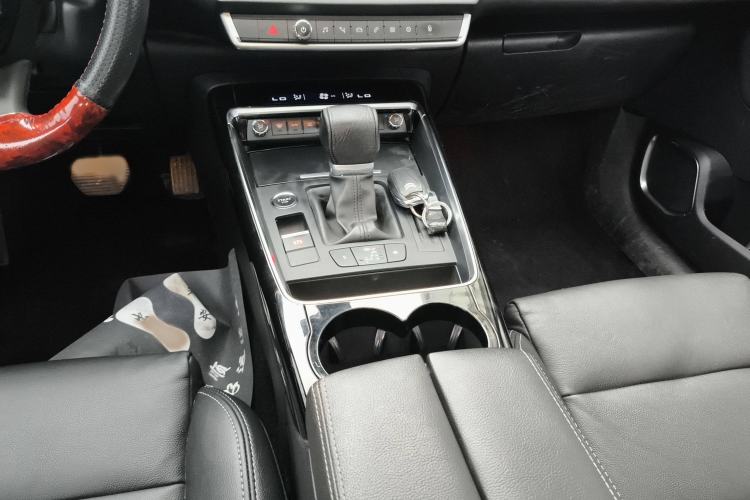 Used Citroen C5 2017 350THP Automatic Luxury Model Gear Lever