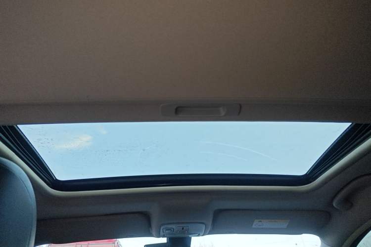 Used Citroen C5 2017 350THP Automatic Luxury Model Headliner