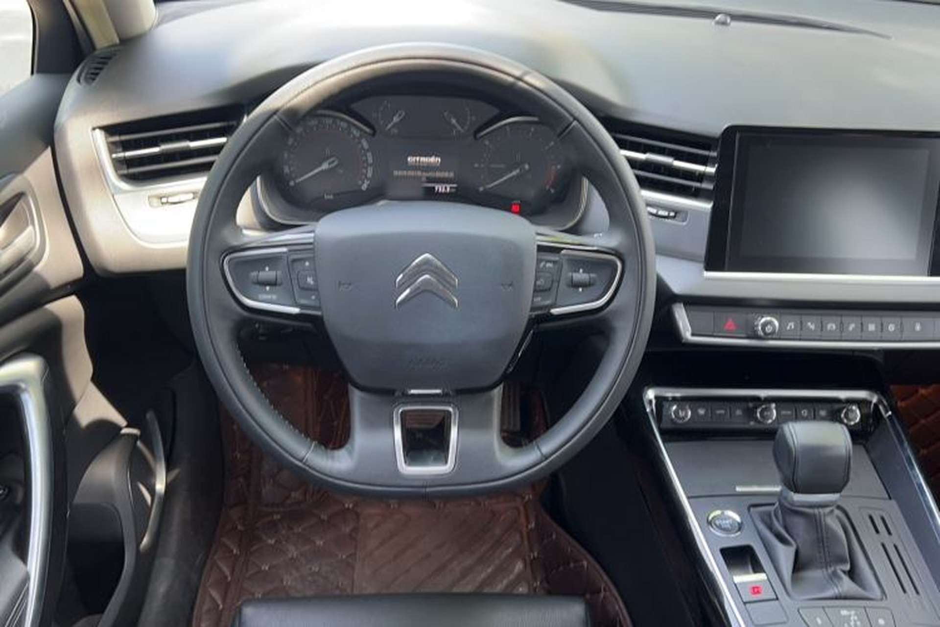 Used Citroen C5 2017 350THP Automatic Luxury Model Interior 1