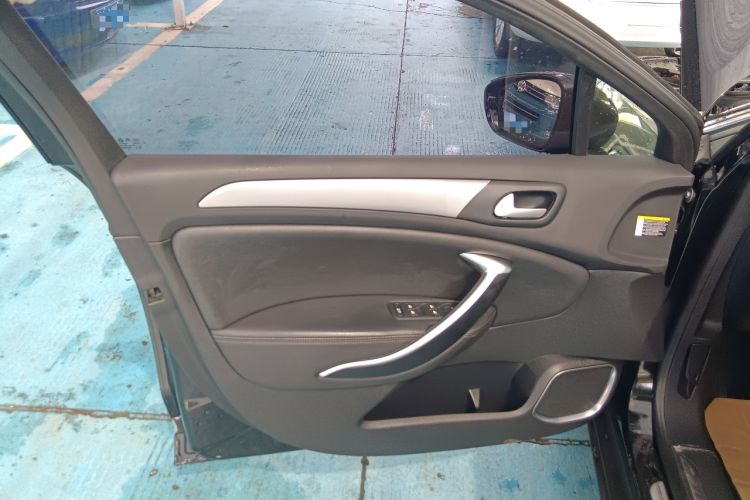 Used Citroen C5 2017 350THP Automatic Luxury Model Left Front Door Interior