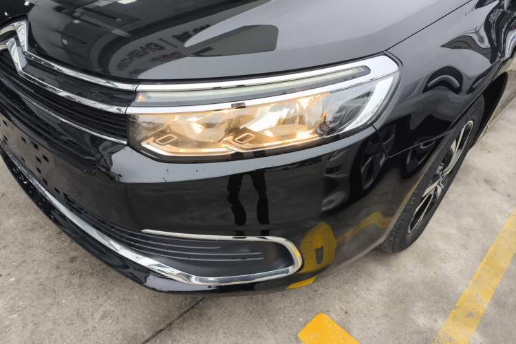 Used Citroen C5 2017 350THP Automatic Luxury Model Left Front Headlight