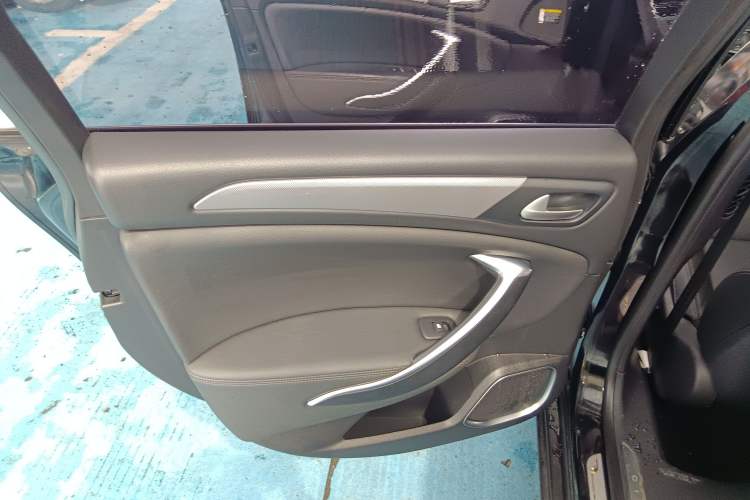 Used Citroen C5 2017 350THP Automatic Luxury Model Left Rear Door Interior