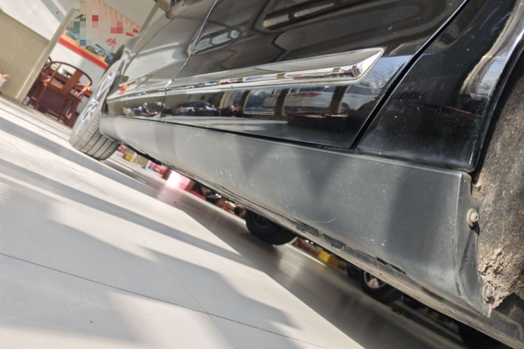 Used Citroen C5 2017 350THP Automatic Luxury Model Left Side Sill