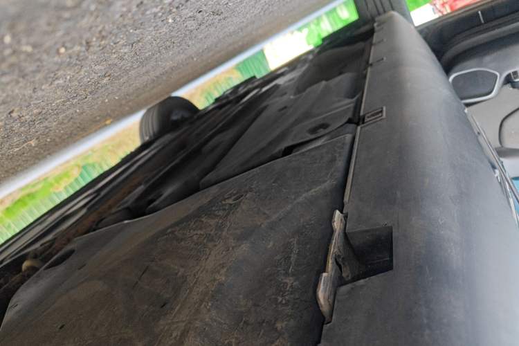 Used Citroen C5 2017 350THP Automatic Luxury Model Left Side Sill