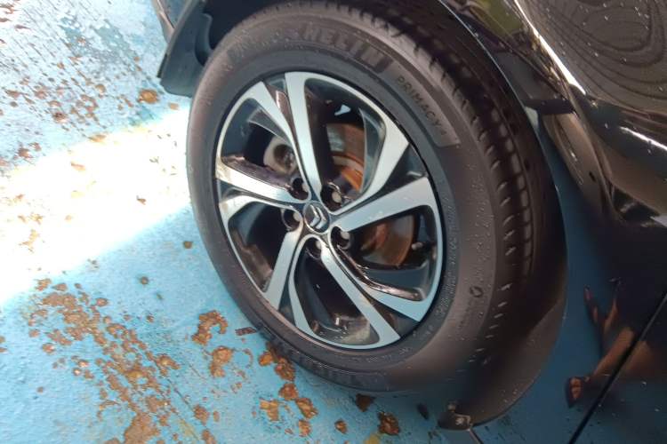 Used Citroen C5 2017 350THP Automatic Luxury Model Right Rear Wheel Hub