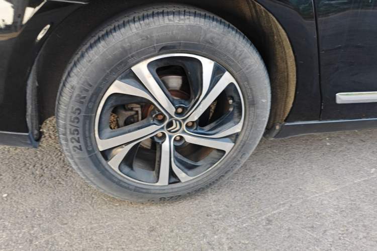 Used Citroen C5 2017 350THP Automatic Luxury Model Right Rear Wheel Hub
