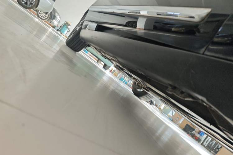 Used Citroen C5 2017 350THP Automatic Luxury Model Right Side Sill