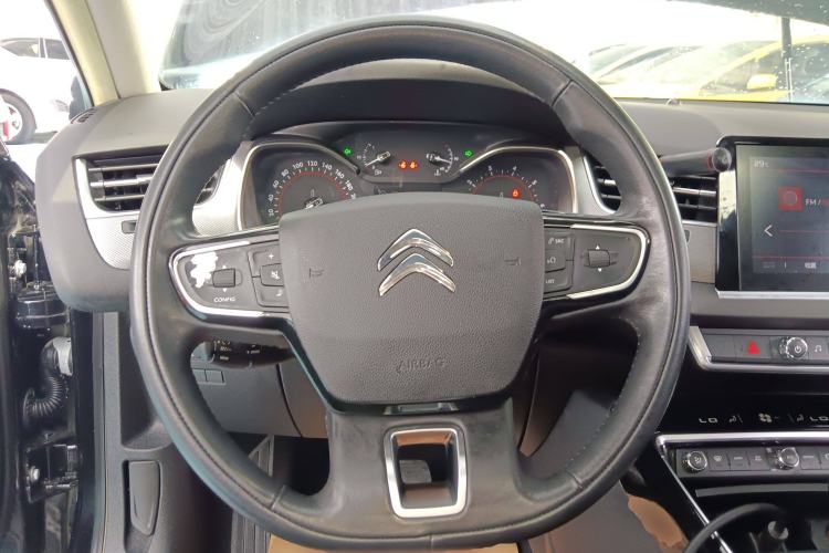 Used Citroen C5 2017 350THP Automatic Luxury Model Steering Wheel