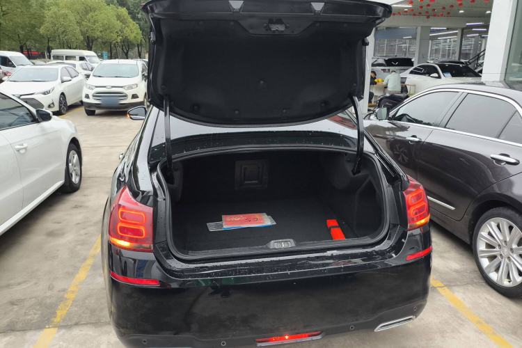 Used Citroen C5 2017 350THP Automatic Luxury Model Trunk