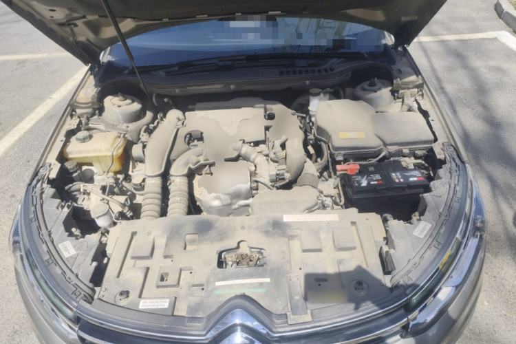 Used Citroen C5 2017 350THP Automatic Luxury Model Engine Bay