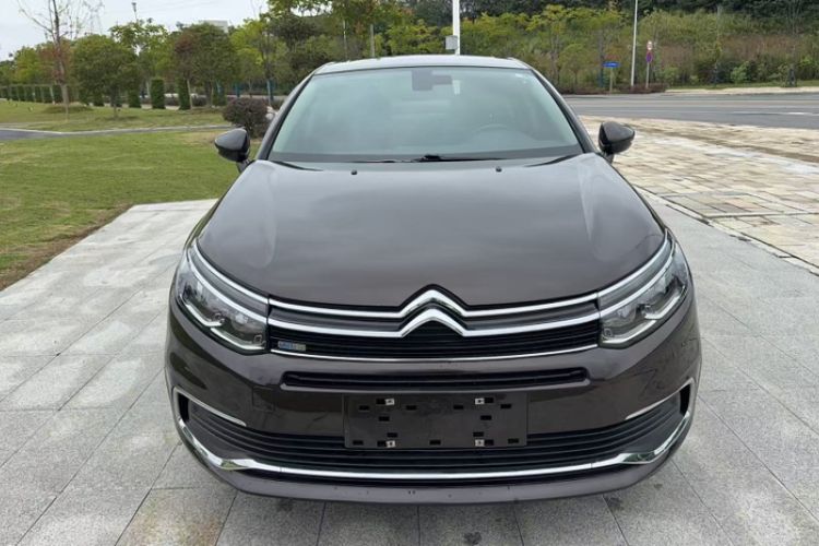 Used Citroen C5 2017 350THP Automatic Luxury Model Exterior 2