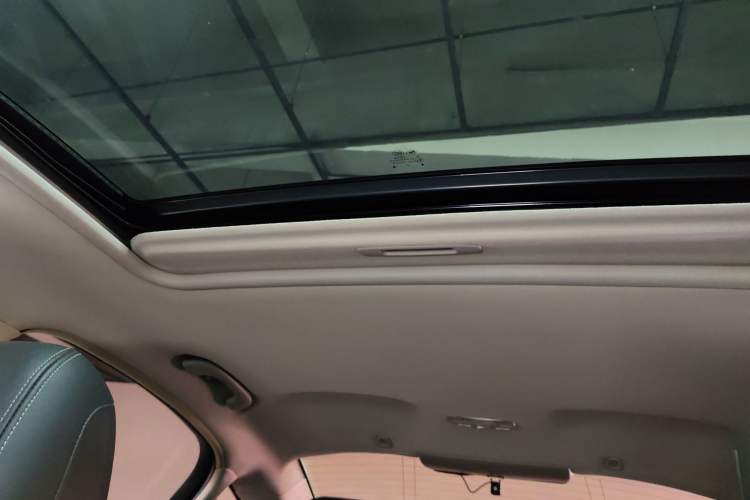 Used Citroen C5 2017 380THP Automatic Luxury Model Headliner