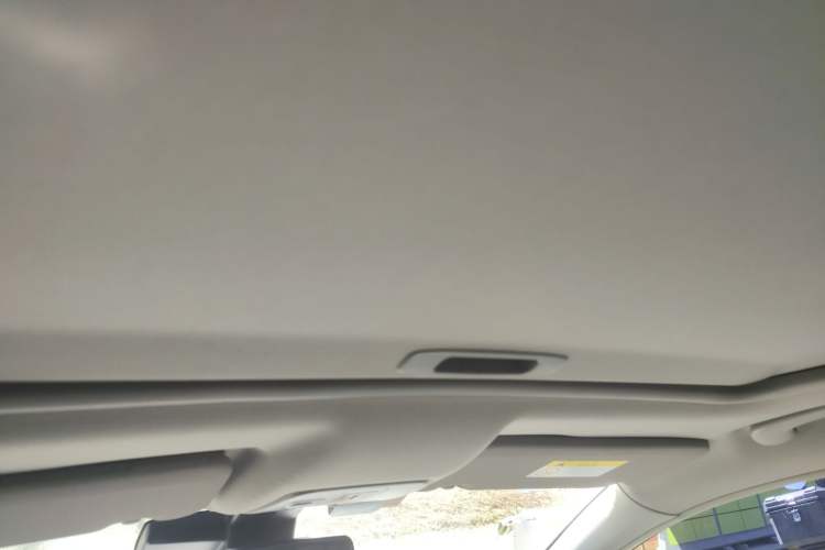 Used Citroen C5 2017 350THP Automatic Luxury Model Headliner