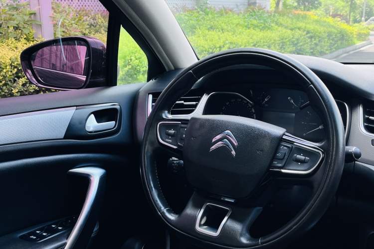 Used Citroen C5 2017 380THP Automatic Luxury Model Interior 2