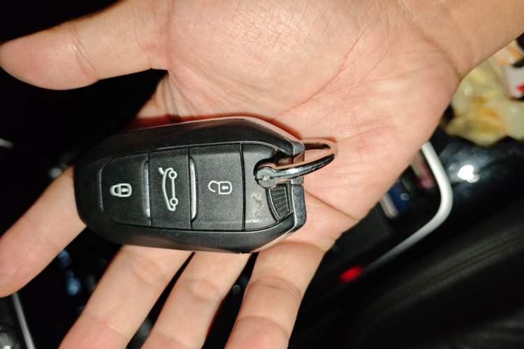 Used Citroen C5 2017 350THP Automatic Luxury Model Vehicle Key