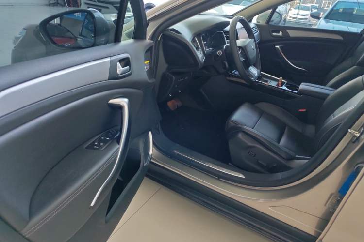 Used Citroen C5 2017 350THP Automatic Luxury Model Driver Seat