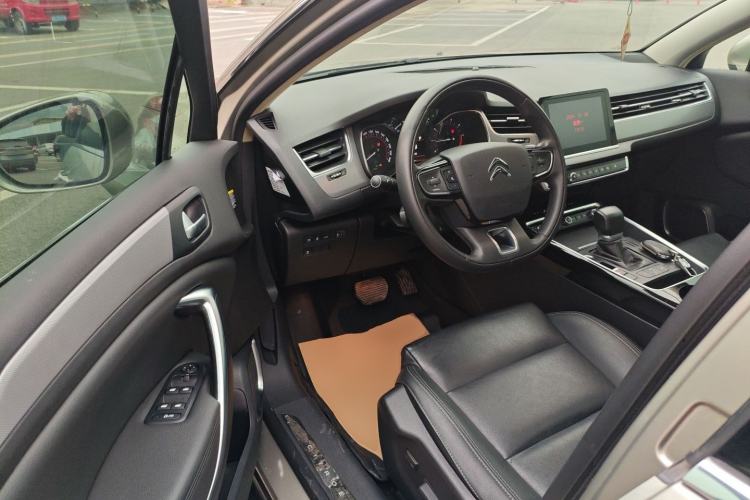 Used Citroen C5 2017 350THP Automatic Luxury Model Driver Seat