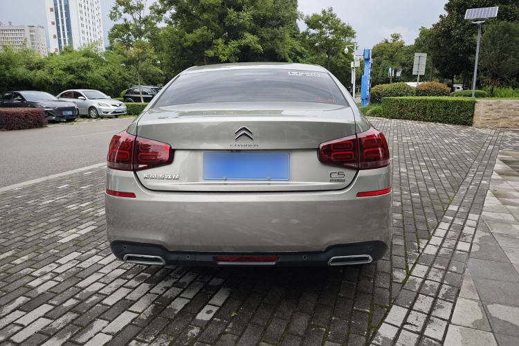 Used Citroen C5 2017 350THP Automatic Luxury Model Exterior 4