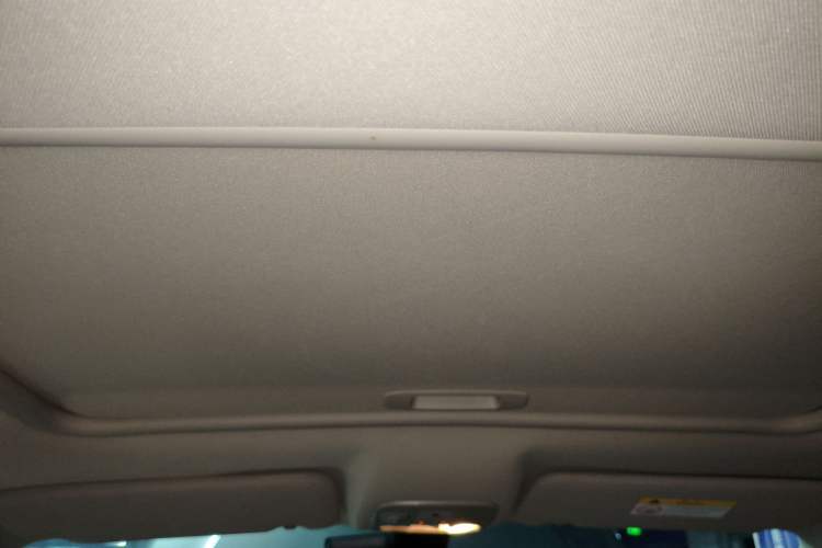 Used Citroen C5 2017 350THP Automatic Luxury Model Headliner