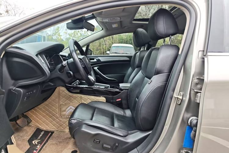 Used Citroen C5 2017 350THP Automatic Luxury Model Interior 1