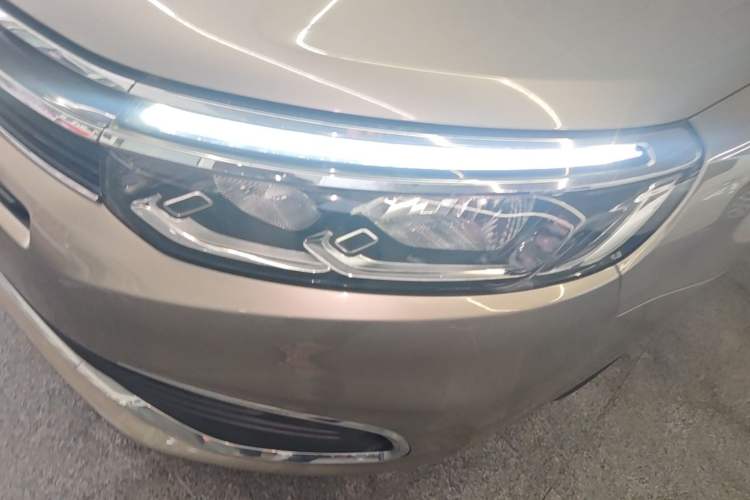 Used Citroen C5 2017 350THP Automatic Luxury Model Left Front Headlight