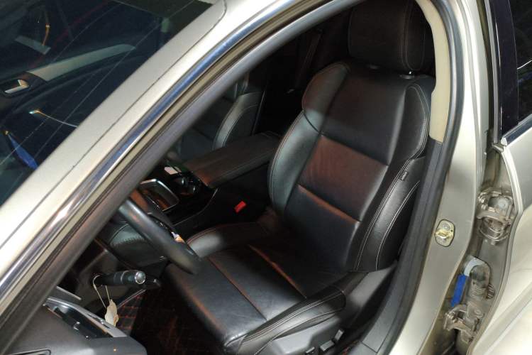 Used Citroen C5 2017 350THP Automatic Luxury Model Left Front Seat