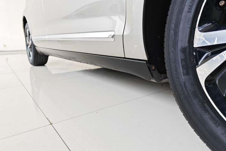 Used Citroen C5 2017 350THP Automatic Luxury Model Right Side Sill