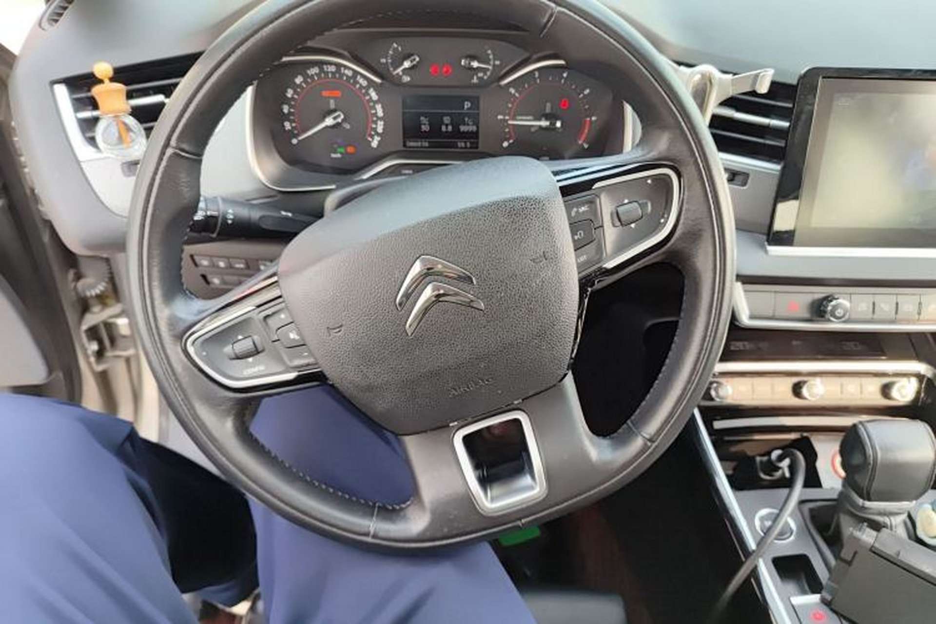 Used Citroen C5 2017 350THP Automatic Luxury Model Steering Wheel