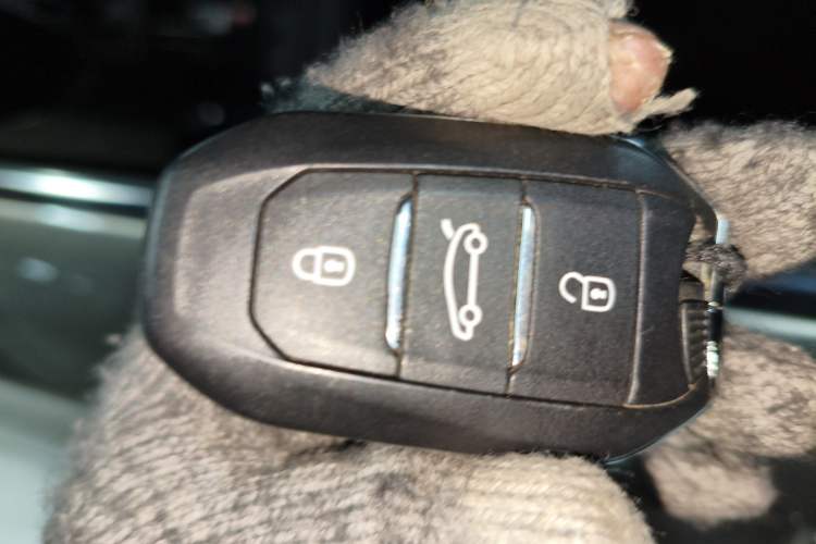 Used Citroen C5 2017 350THP Automatic Luxury Model Vehicle Key