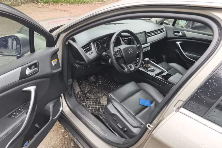 Used Citroen C5 2017 350THP Automatic Luxury Model Driver Seat