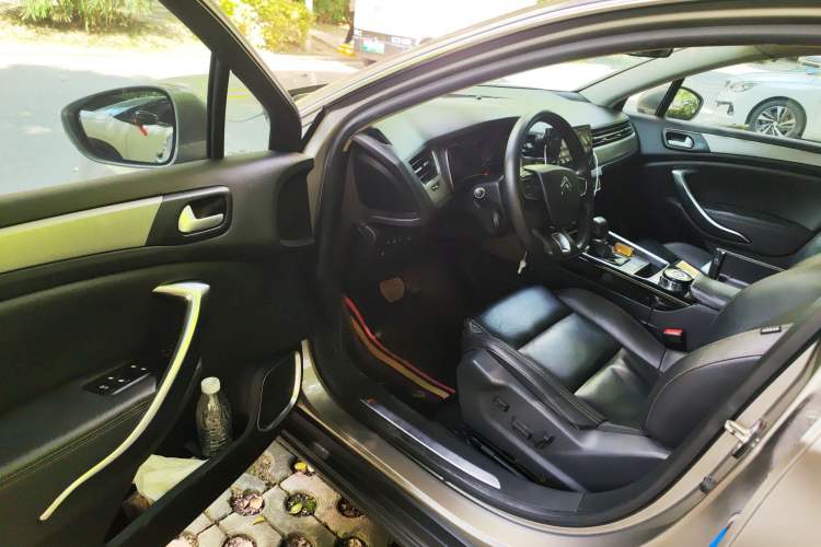 Used Citroen C5 2017 350THP Automatic Luxury Model Driver Seat