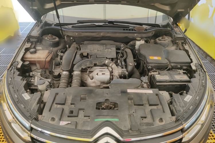 Used Citroen C5 2017 350THP Automatic Luxury Model Engine Bay