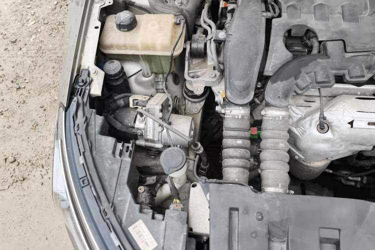 Used Citroen C5 2017 350THP Automatic Luxury Model Engine Bay Right