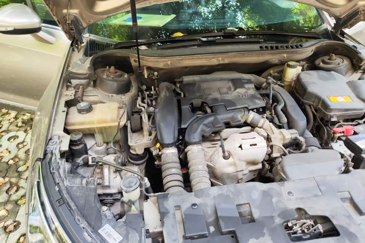 Used Citroen C5 2017 350THP Automatic Luxury Model Engine Bay Right